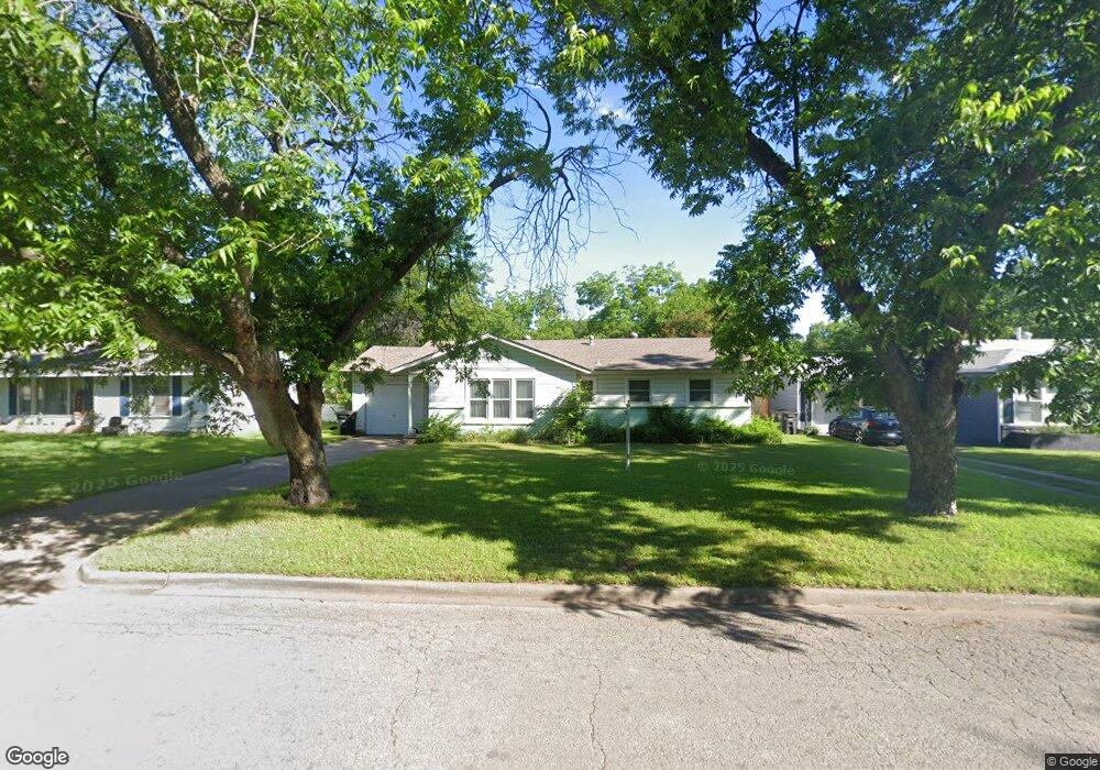 712 Marengo St, Cleburne, TX 76033 - photo 1