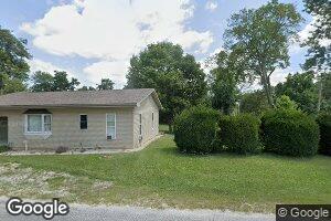 17 S Broadway St, Winchester, IL 62694