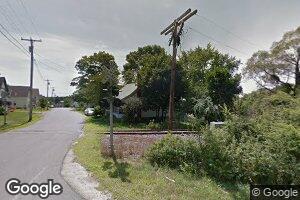 18 Lincoln St, Richmond, ME 04357