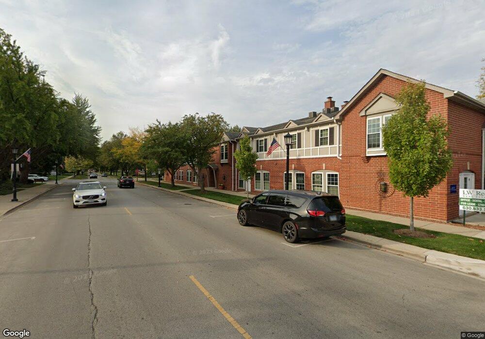 568 S Spring Rd unit C, Elmhurst, IL 60126 - photo 1