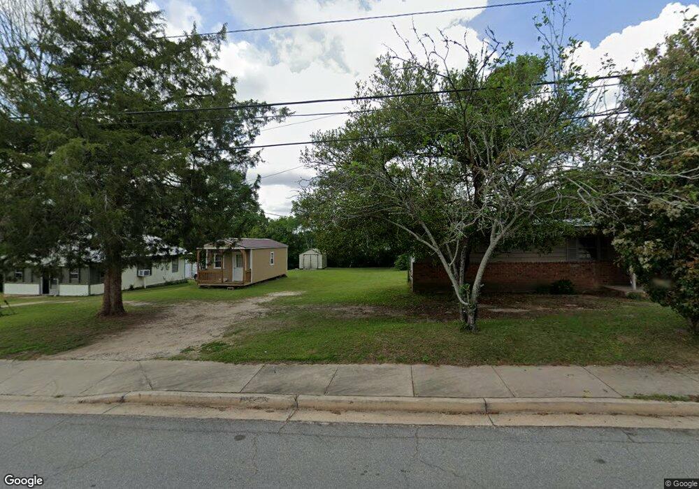 517 Poplar St, Tifton, GA 31794 - photo 1