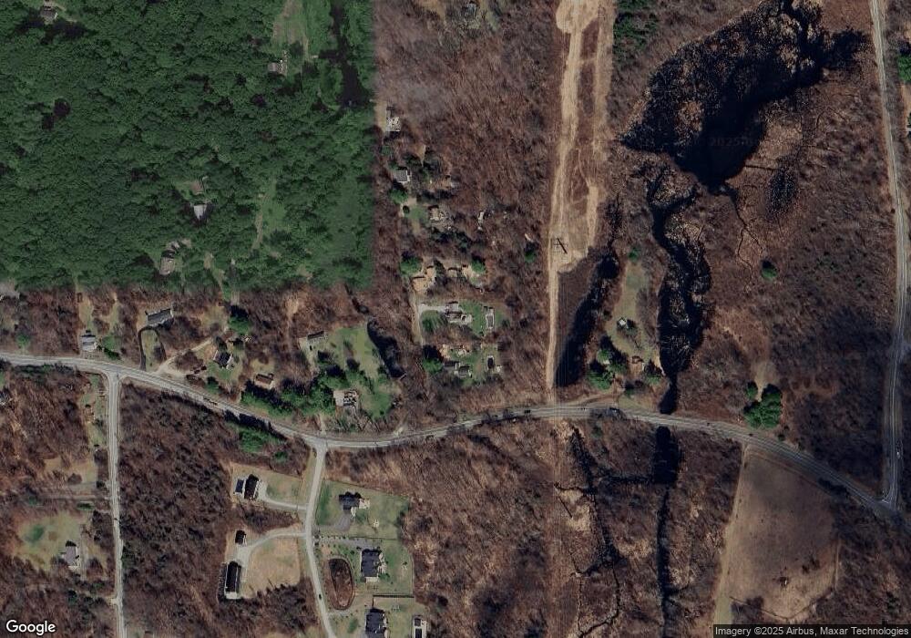 16 Bel Air Dr, Rhinebeck, NY 12572 - photo 1