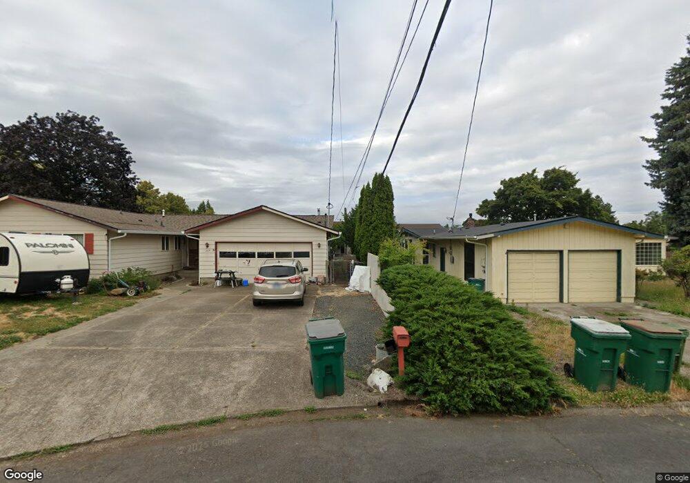 460 Villa Rd unit 1, Newberg, OR 97132 - photo 1