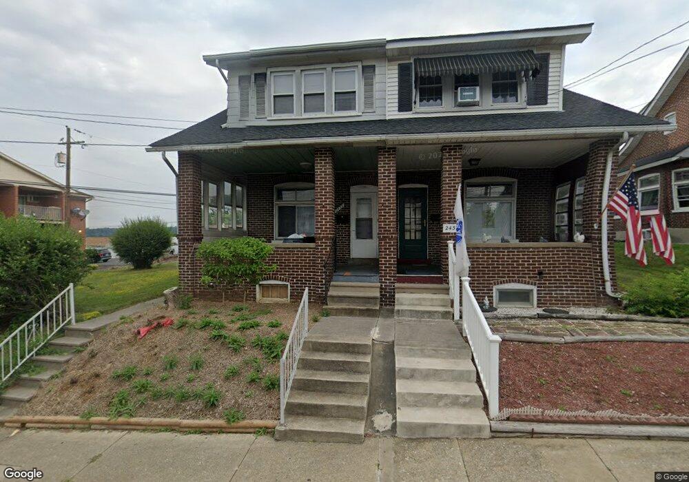 2431 S 4th St unit 2435, Allentown, PA 18103 - photo 1