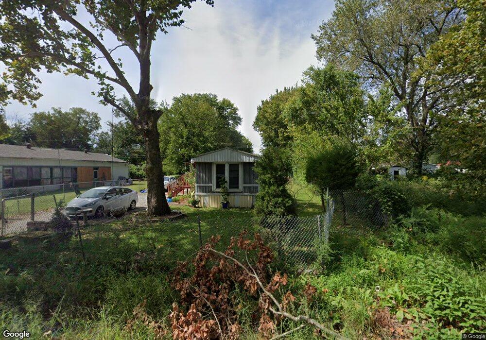 517 Clarence St, Collinsville, IL 62234 - photo 1