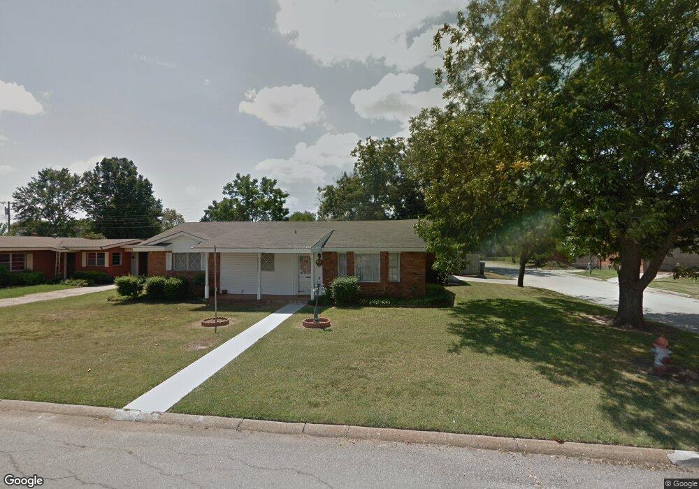 520 Regent St, Ardmore, OK 73401 - photo 1