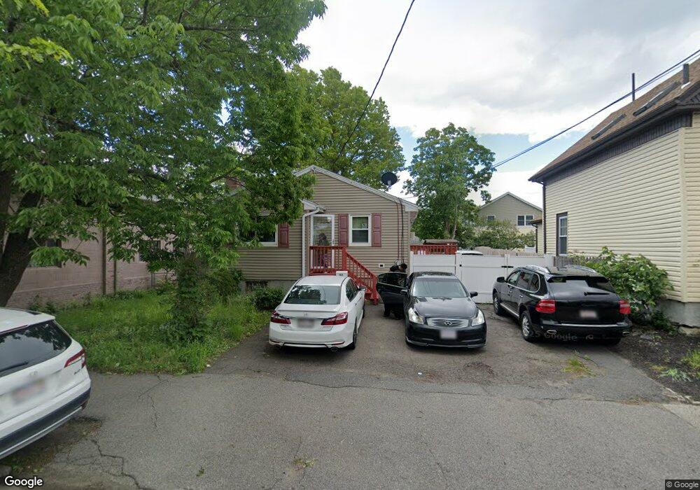 82 W Neptune St, Lynn, MA 01905 - photo 1