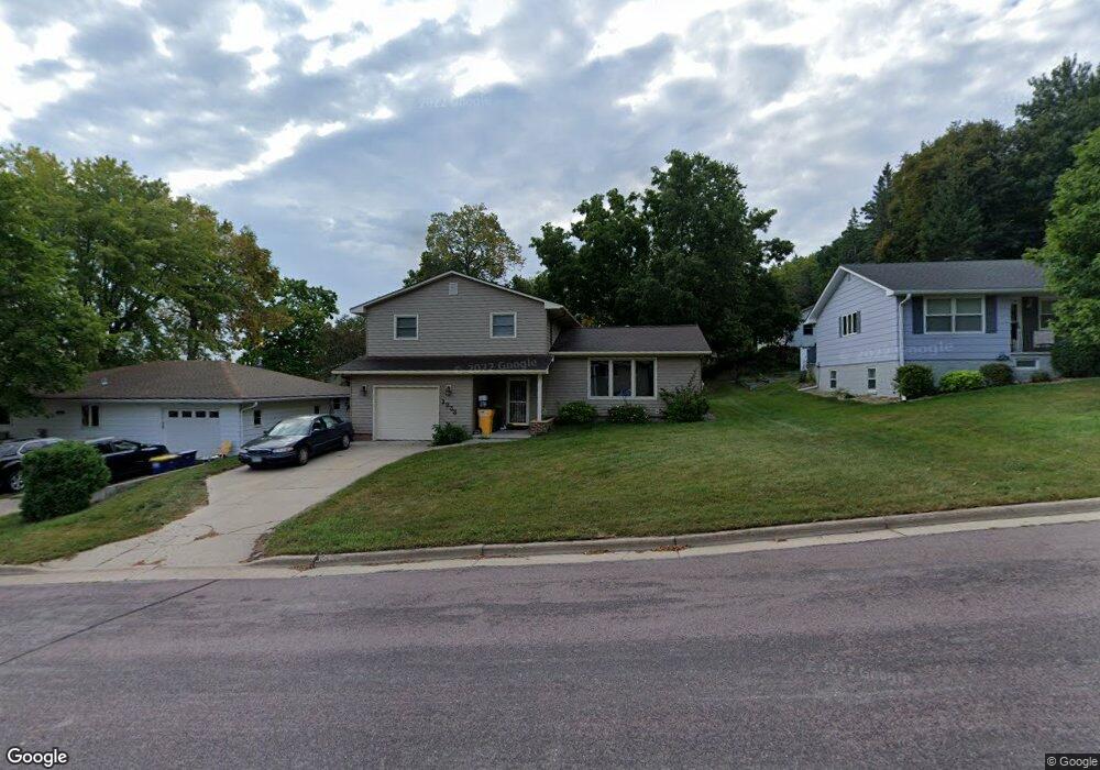 1233 3rd St S, New Ulm, MN 56073 - photo 1