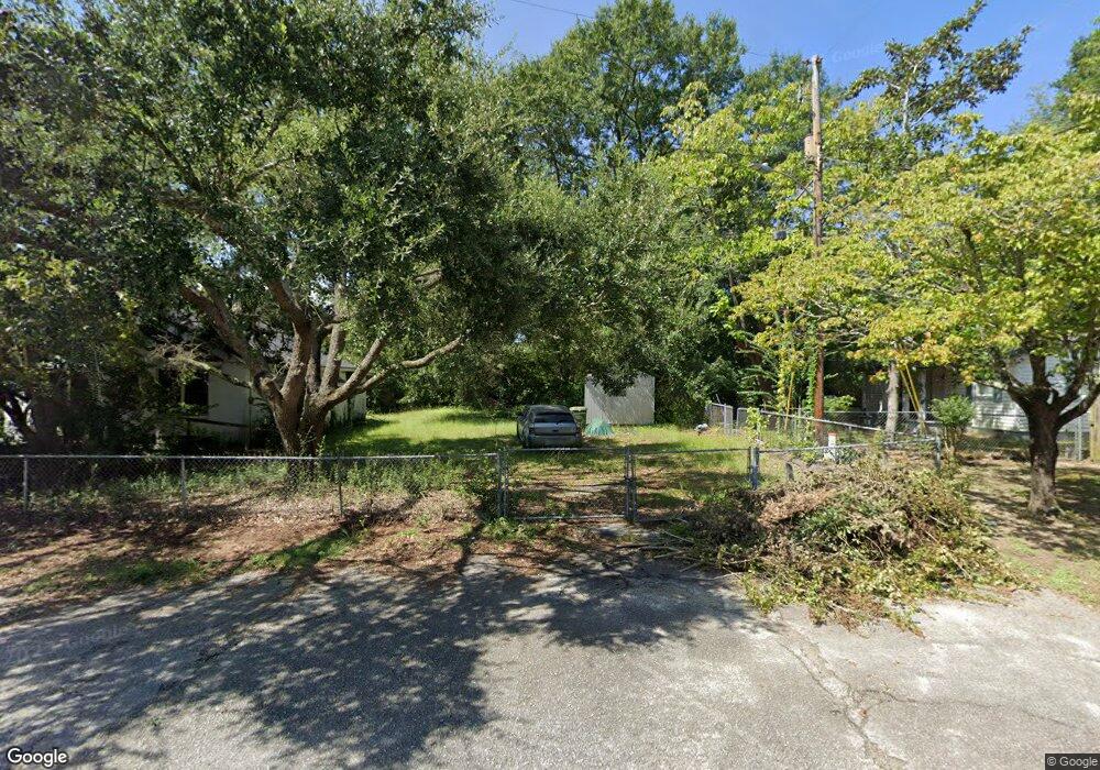 1490 M Ave, Cayce, SC 29033 - photo 1