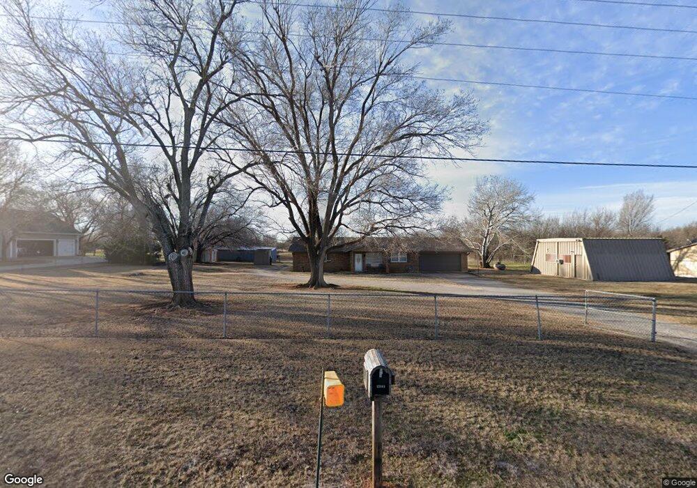 17183 W Gore Blvd, Cache, OK 73527 - photo 1
