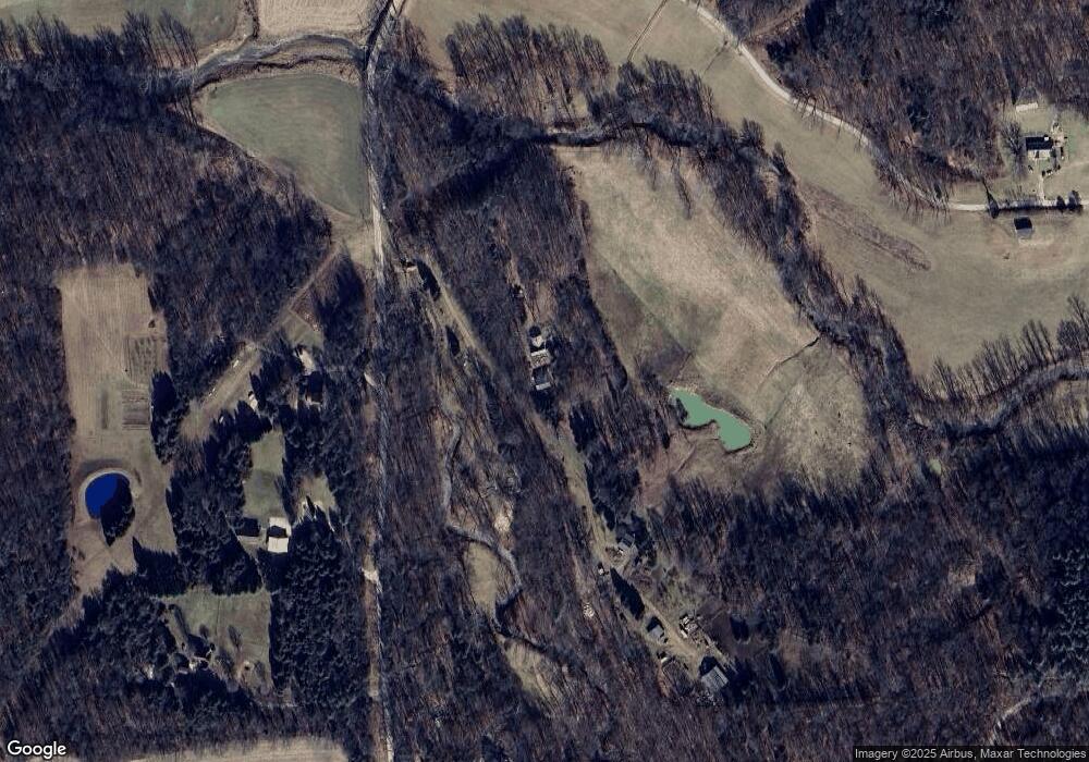 7551 Hartshaven Ln, Columbus, IN 47201 - photo 1