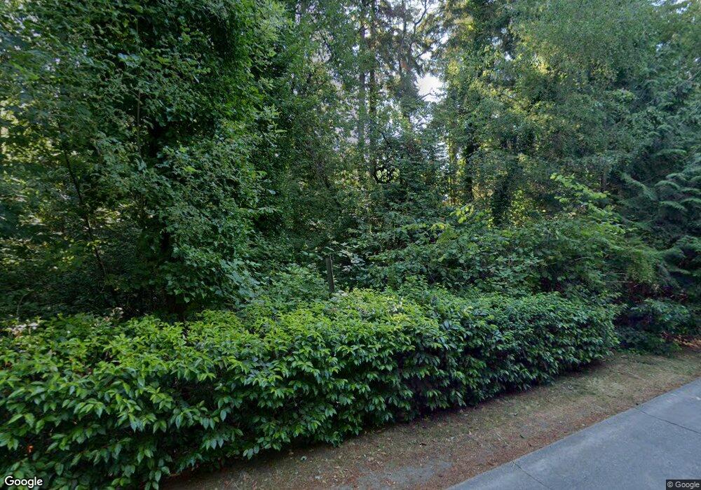 3222 Hunts Point Rd, Hunts Point, WA 98004 - photo 1