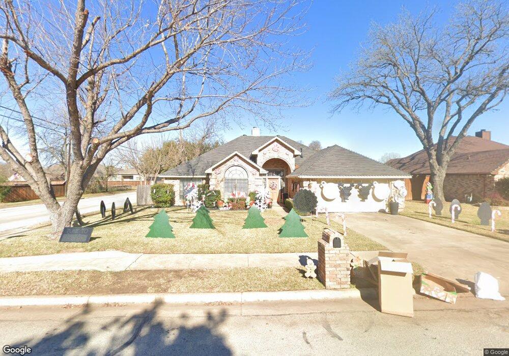 2601 Classic Ct E, Bedford, TX 76021 - photo 1