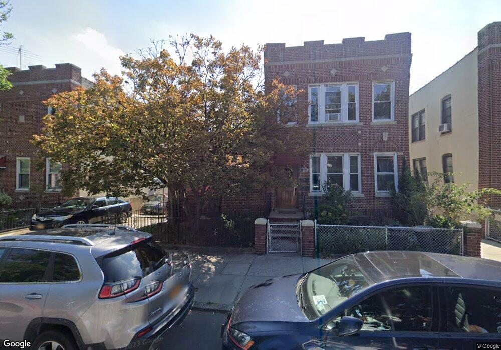 3235 45th St, Astoria, NY 11103 - photo 1