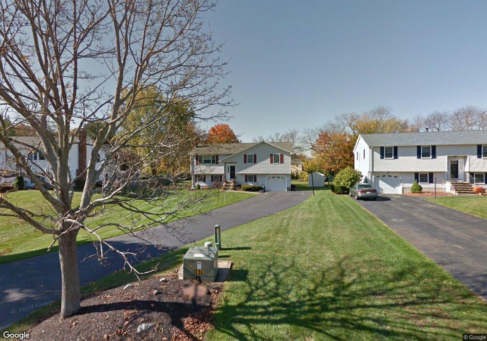 8 Tomahawk Ln, Danvers, MA 01923 - photo 1