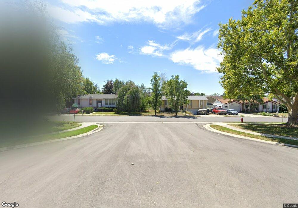 955 E Cedar Terrace Cir, Sandy, UT 84094 - photo 1