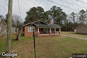 407 Woodlawn Ave, Weldon, NC 27890