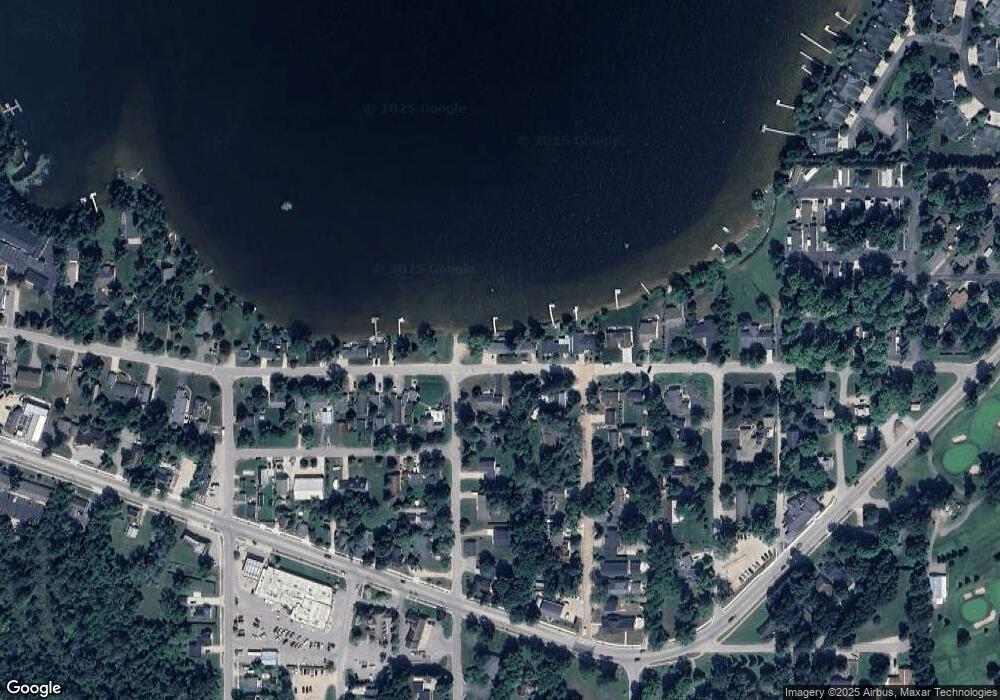 403 Lake St, Elk Rapids, MI 49629 - photo 1