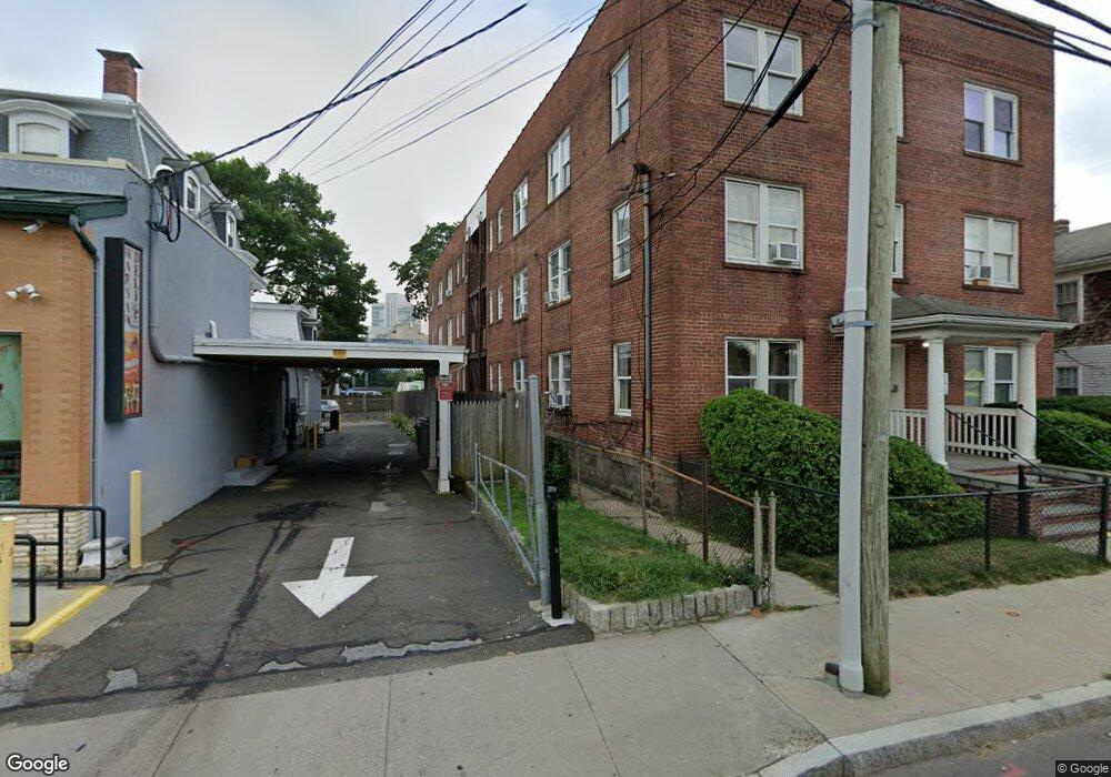 18 Pulaski St unit 3, Stamford, CT 06902 - photo 1