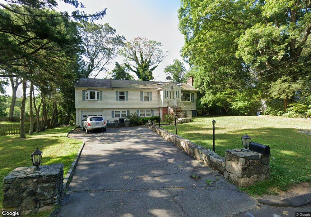 28 Gregory Rd, Cos Cob, CT 06807 - photo 1