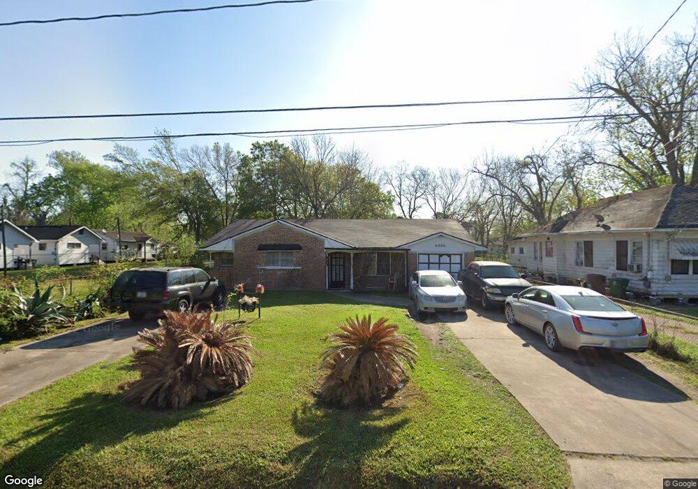 6806 Shotwell St, Houston, TX 77028 - photo 1