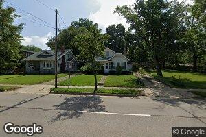 510 N Riverview Dr, Kalamazoo, MI 49004