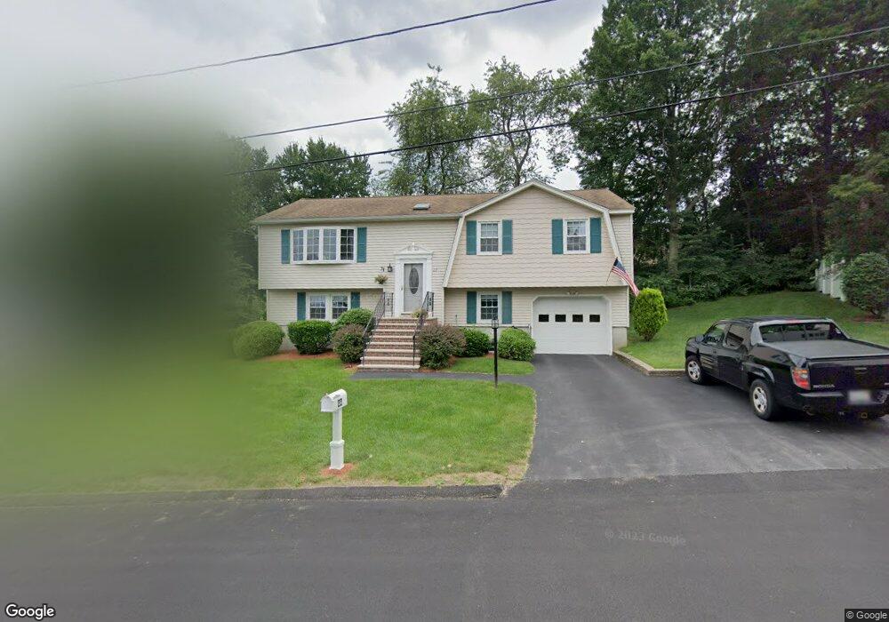 22 Lantern Ln, Methuen, MA 01844 - photo 1