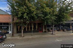 217 W Main St, Carlton, OR 97111