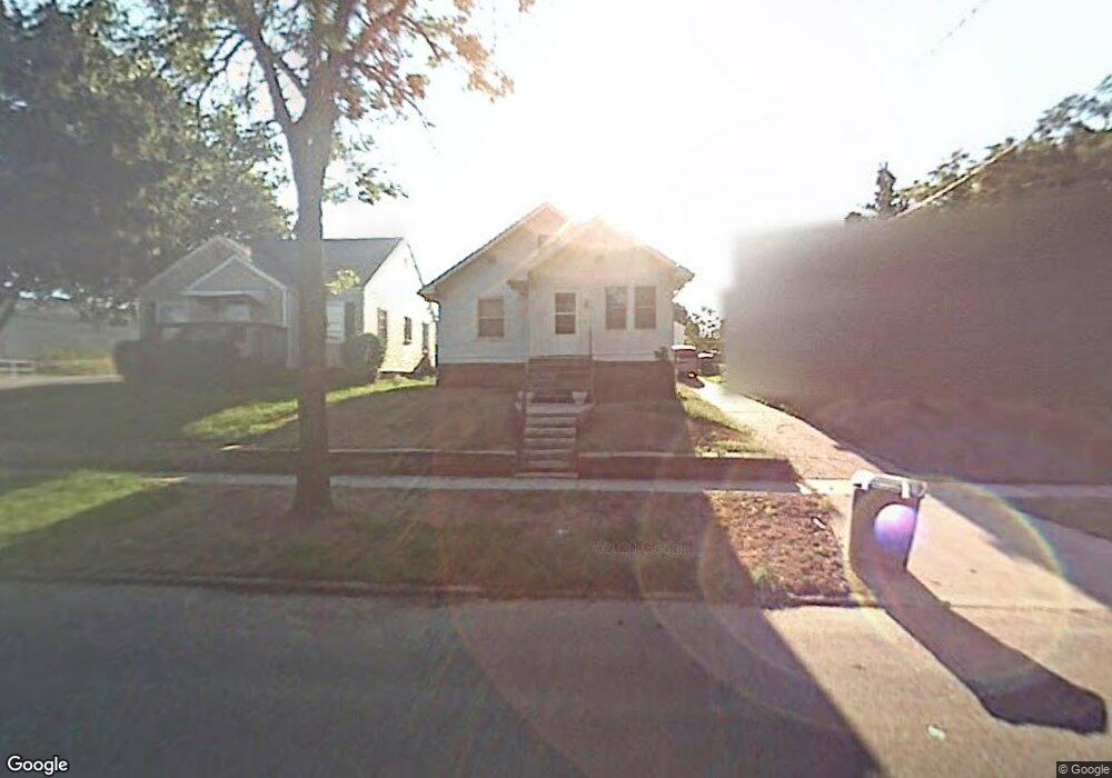 819 33rd St, Des Moines, IA 50312 - photo 1