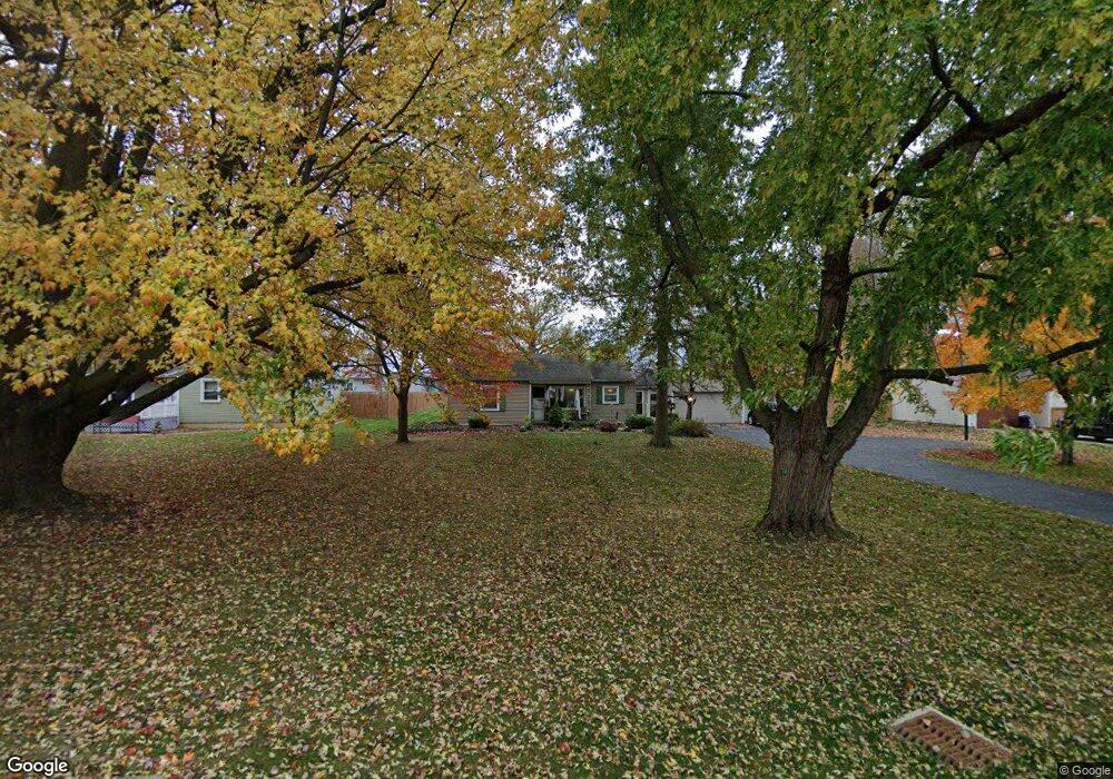 407 Infirmary Rd, Wapakoneta, OH 45895 - photo 1