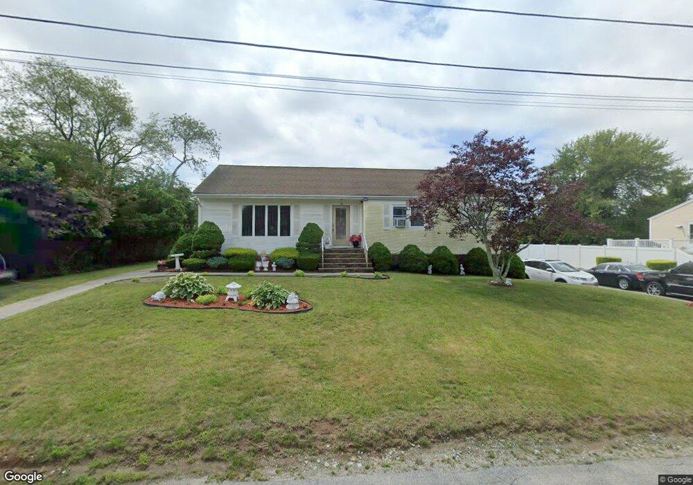 8 Corte Real Dr, Bristol, RI 02809 - photo 1