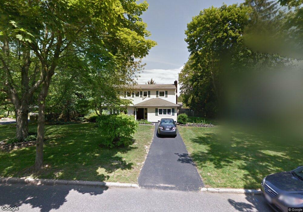 67 Elder Dr, ComMacK, NY 11725 - photo 1