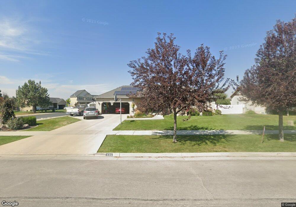 235 W 400 N, Smithfield, UT 84335 - photo 1