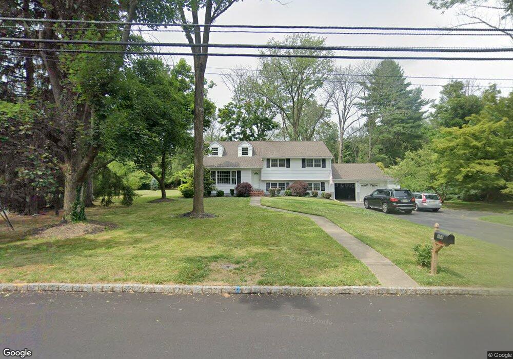 308 Dodds Ln, Princeton, NJ 08540 - photo 1