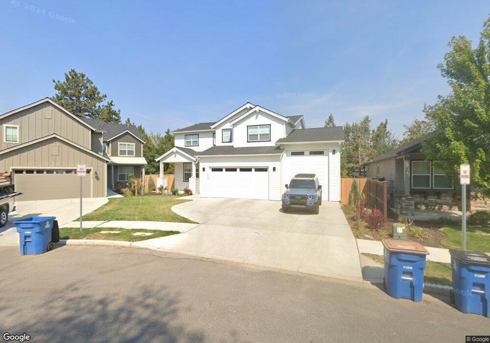 1978 NE Cliff Dr, Bend, OR 97701 - photo 1