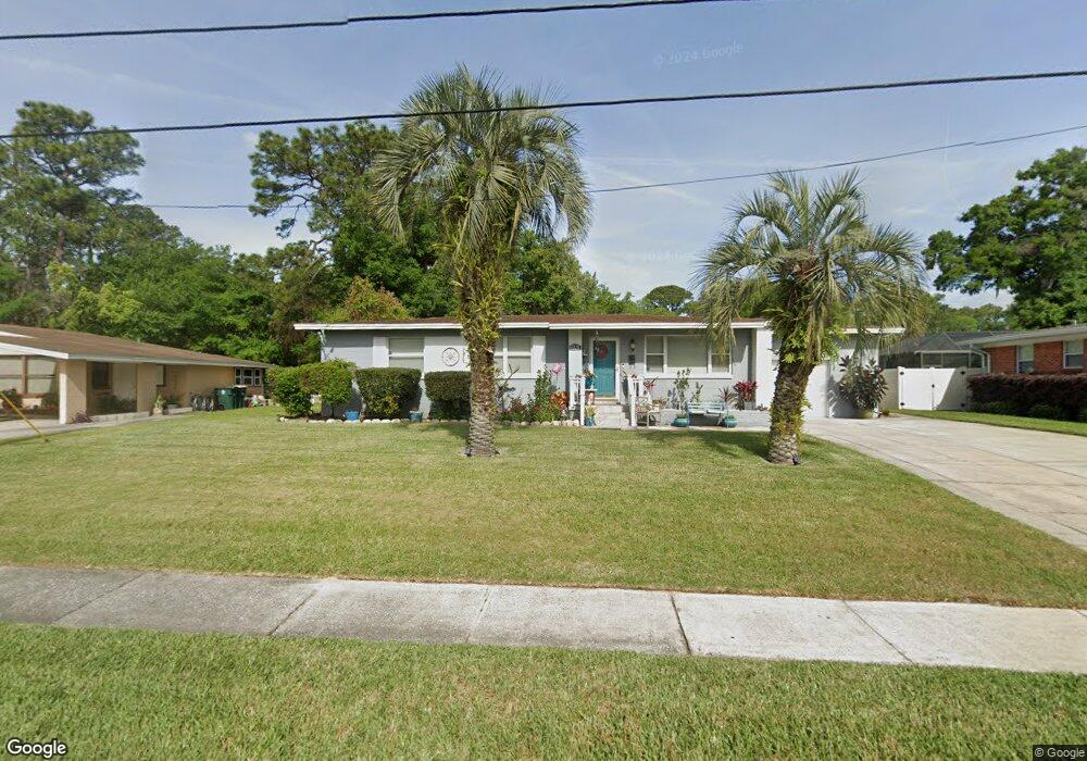 6831 Holiday Rd N, Jacksonville, FL 32216 - photo 1