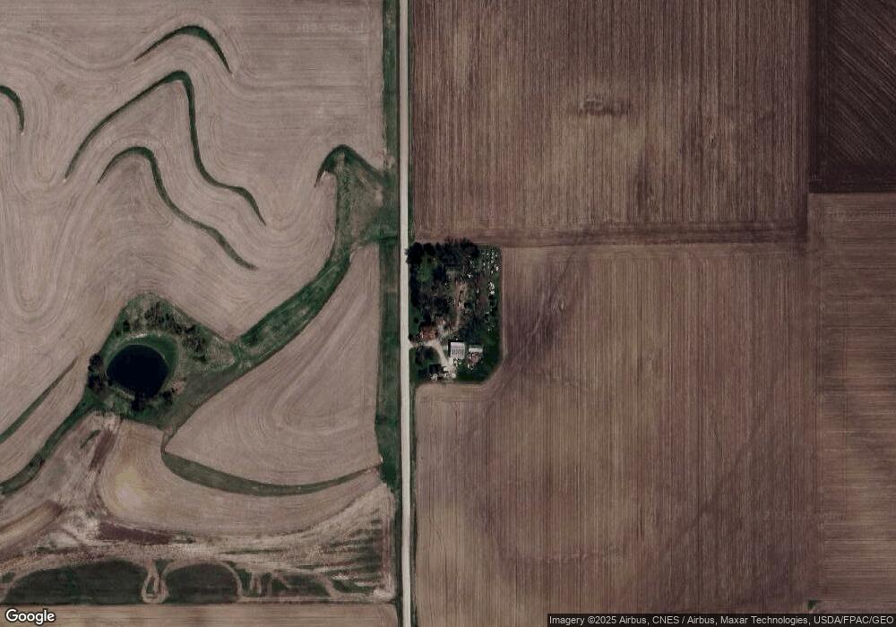 5464 E 48th St S, Newton, IA 50208 - photo 1