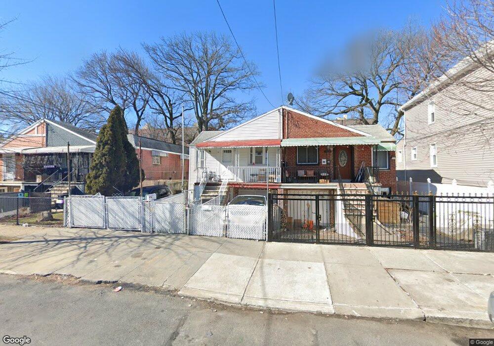 559 Saint Lawrence Ave, Bronx, NY 10473 - photo 1