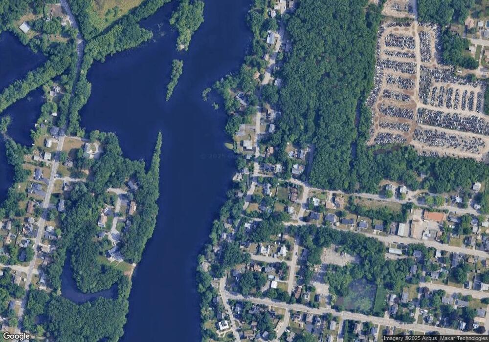 62 Edgewater Dr, Blackstone, MA 01504 - photo 1