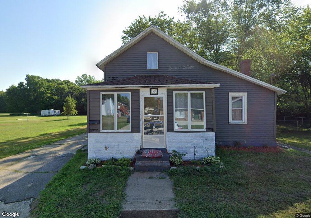 1713 N 12th St, Niles, MI 49120 - photo 1