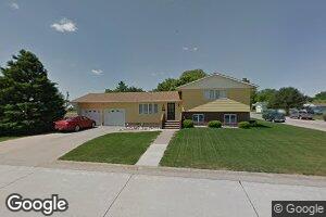 501 Sanders Ave, Hildreth, NE 68947