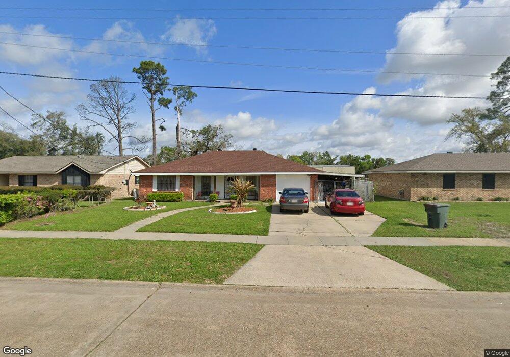2413 13th St, Lake Charles, LA 70601 - photo 1