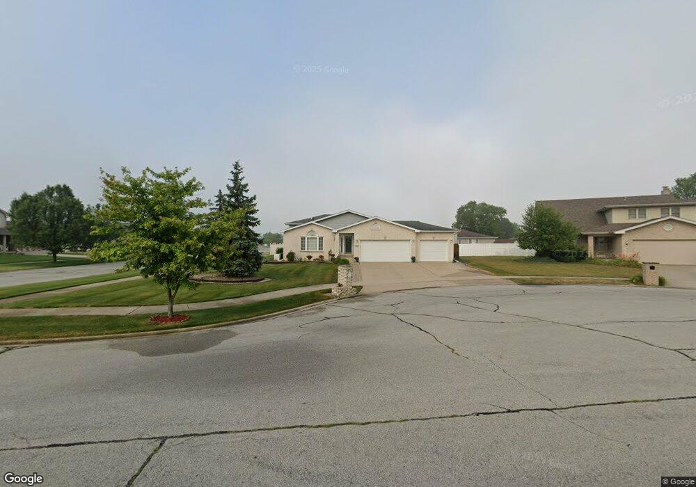 140 Eagle Ct, Dyer, IN 46311 - photo 1