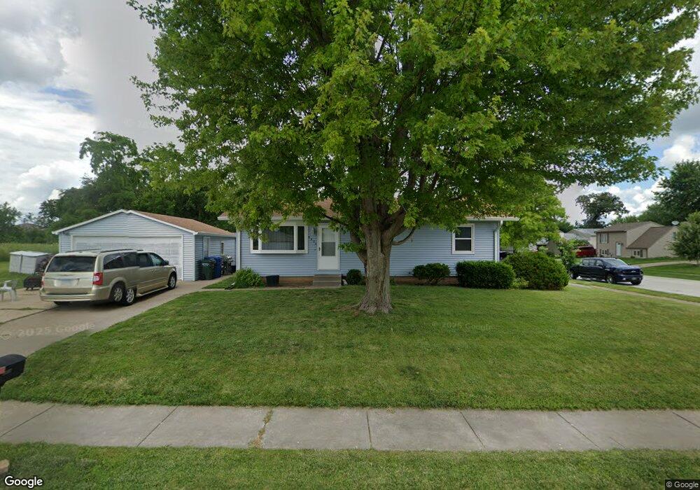 4404 W 14th St, Davenport, IA 52804 - photo 1