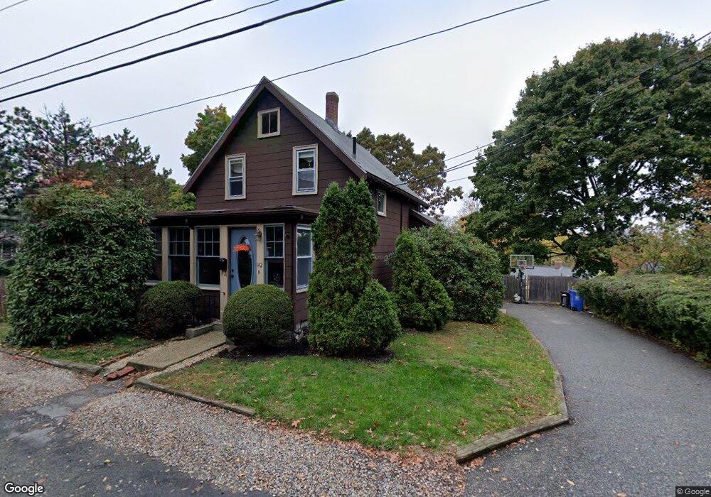 142 Elm St, Wakefield, MA 01880 - photo 1