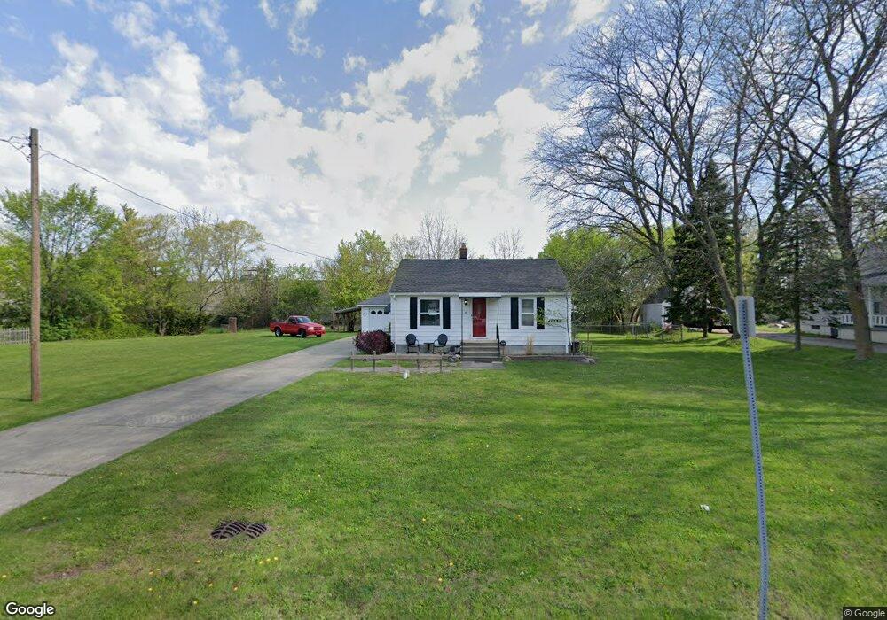 1045 E Mandeville St unit Bldg-Unit, Burton, MI 48529 - photo 1