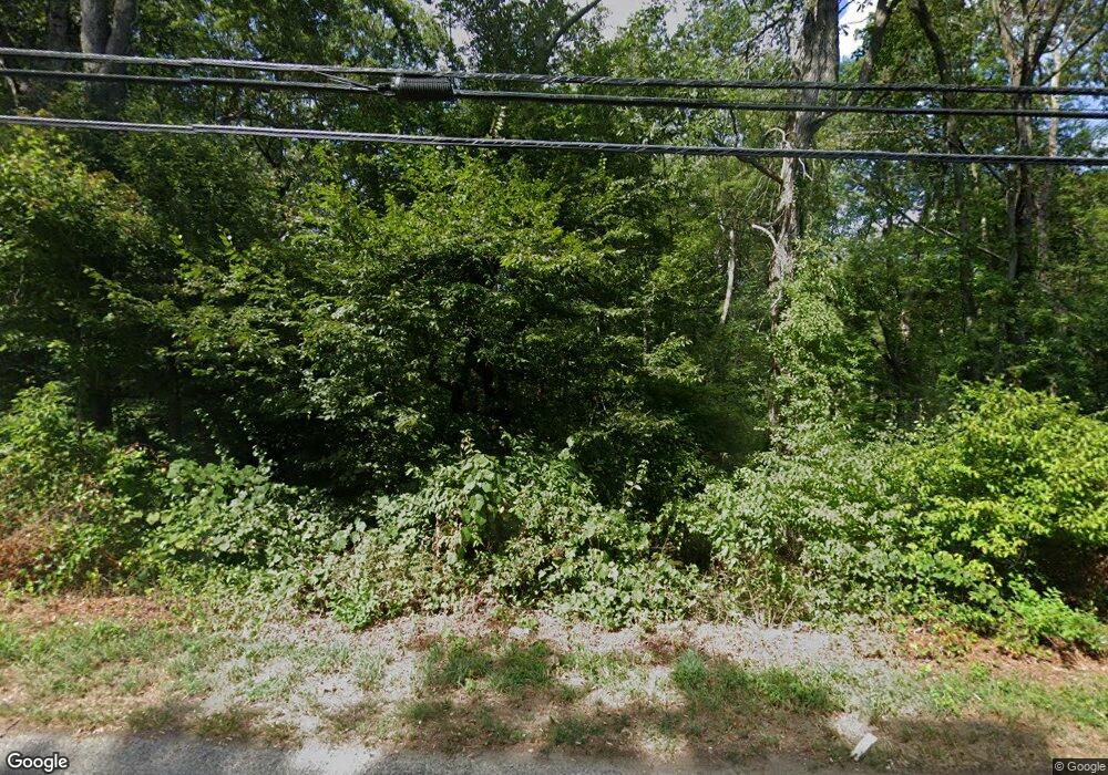 635 Division Rd, East Greenwich, RI 02818 - photo 1