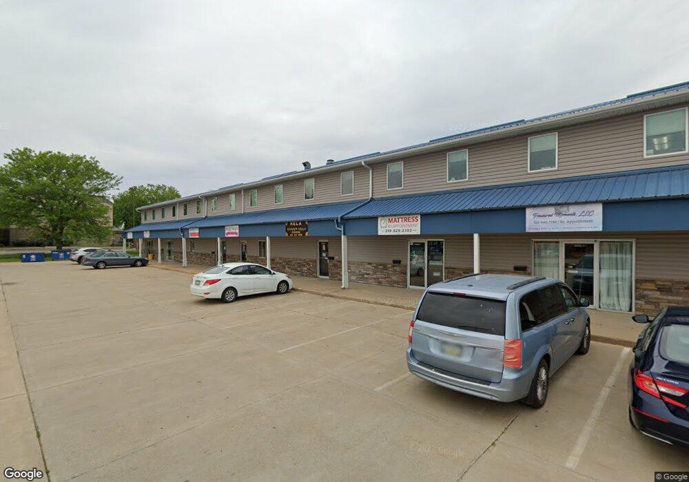 3260 Southgate Place SW unit 14, Cedar Rapids, IA 52404 - photo 1