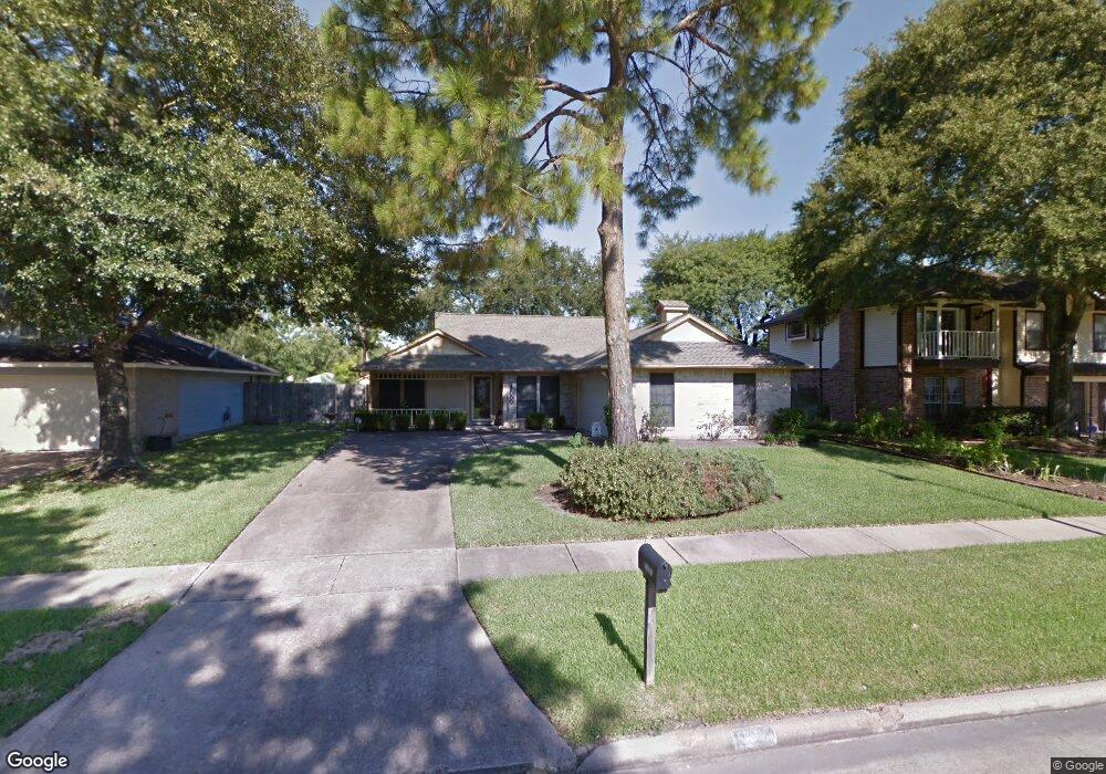 15638 Pebble Lake Dr, Houston, TX 77095 - photo 1