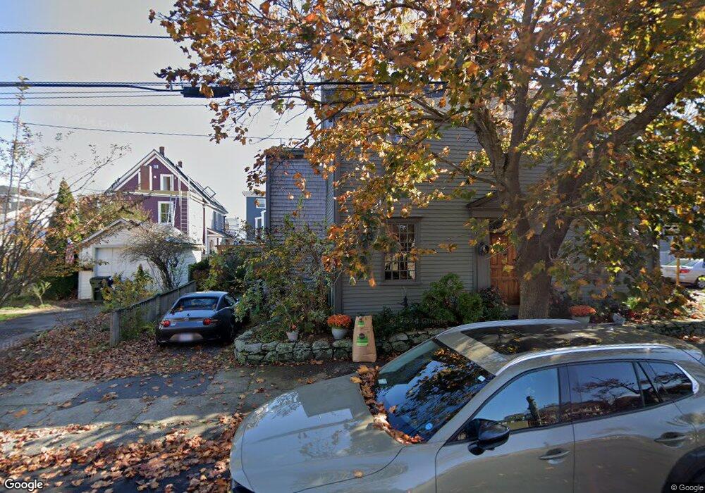 19 Summer St, Newburyport, MA 01950 - photo 1